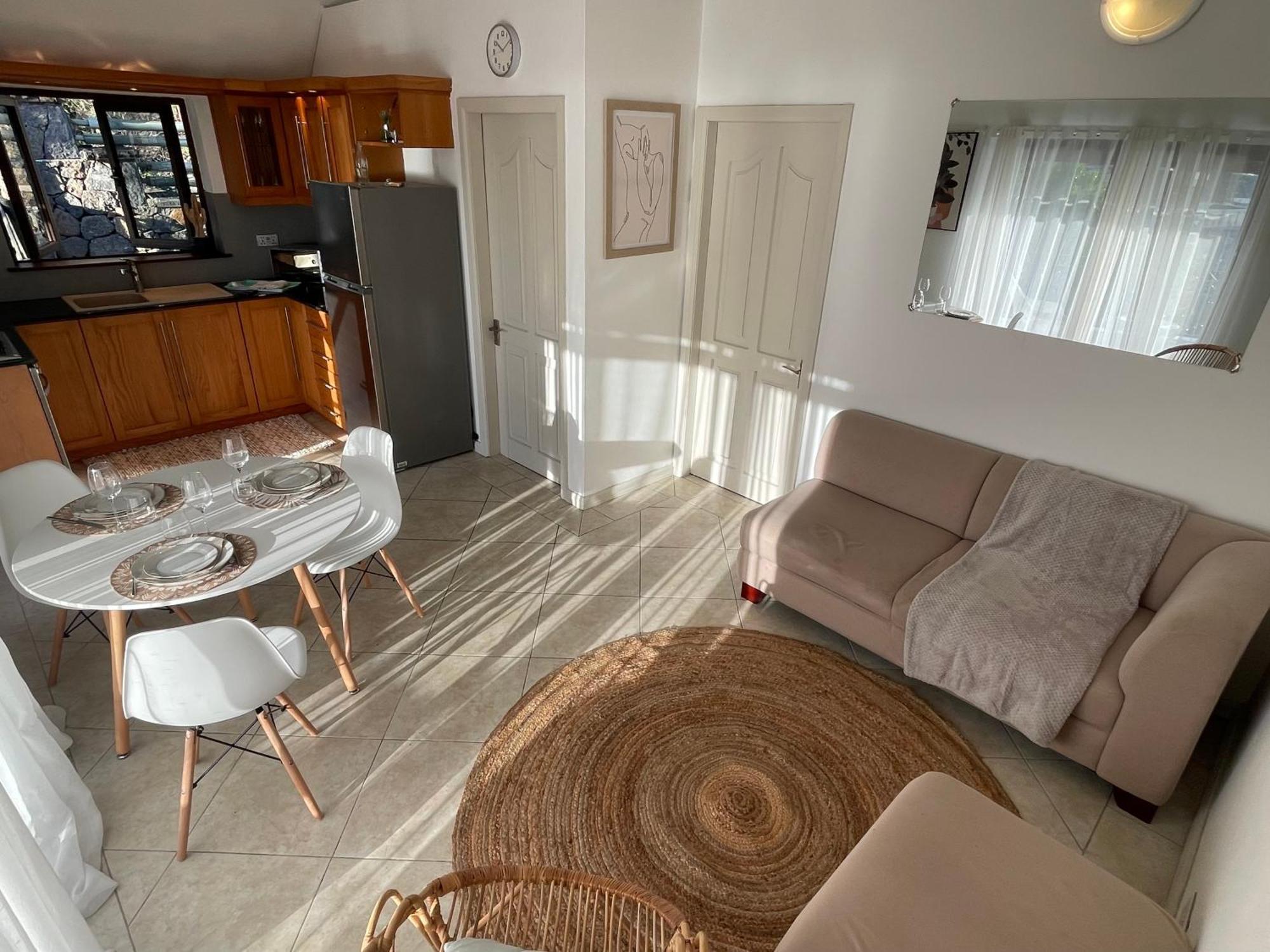 Sunset View Apartment Riviere Noire Luaran gambar
